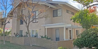324 W 7th Street 324 W 7th Street Photo Gallery 1