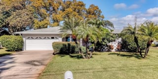 7160 S SHORE DRIVE S 7160 S SHORE DRIVE S Photo Gallery 1