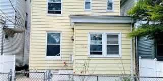 134 N 8th Avenue 134 N 8th Avenue Photo Gallery 1