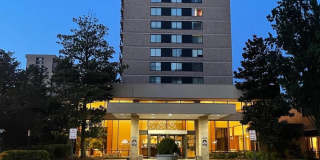3713 S GEORGE MASON DR #1306W 3713 S GEORGE MASON DR #1306W Photo Gallery 1