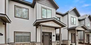 420 NW Retreat LN 420 NW Retreat LN Photo Gallery 1