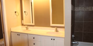 209 North McDonald Avenue 209 North McDonald Avenue Photo Gallery 1