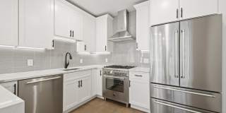 525 JACKSON ST 525 JACKSON ST Photo Gallery 1