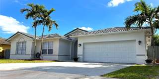 15840 SW 151st Ter 15840 SW 151st Ter Photo Gallery 1