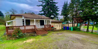 10 SE 188th Ave 10 SE 188th Ave Photo Gallery 1