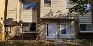 419 Oakland 419 Oakland Photo Gallery 1