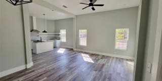 619 SW 10th Street 619 SW 10th Street Photo Gallery 1