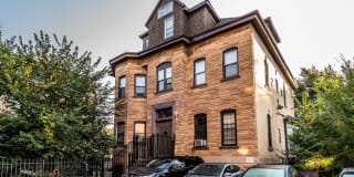 423-25 N Central Ave 423-25 N Central Ave Photo Gallery 1