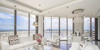 2000 Island Blvd Ph 7 2000 Island Blvd Ph 7 Photo Gallery 1