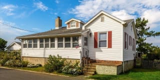 15 Riverview Road 15 Riverview Road Photo Gallery 1