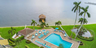 155 N Lakeshore Drive 155 N Lakeshore Drive Photo Gallery 1