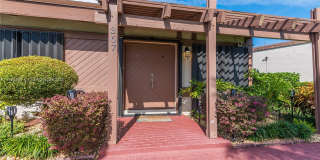 367 Leslie Drive 367 Leslie Drive Photo Gallery 1