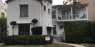 114 N Almont Dr 114 N Almont Dr Photo Gallery 1