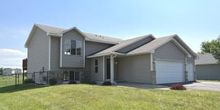 4764 Park Dr 4764 Park Dr Photo Gallery 1