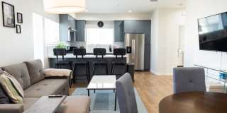 5128 1/2 Riverton Avenue 5128 1/2 Riverton Avenue Photo Gallery 1