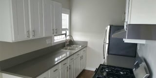 901 S Ardmore Ave 901 S Ardmore Ave Photo Gallery 1