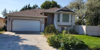 5904 S Stone St. 5904 S Stone St. Photo Gallery 1