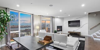 5 WASHINGTON PL 5 WASHINGTON PL Photo Gallery 1