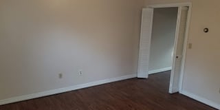 929 Poplar Boulevard 929 Poplar Boulevard Photo Gallery 1