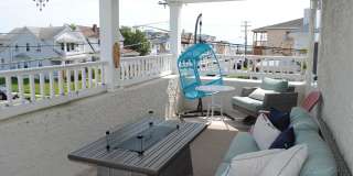 711 Beach Avenue 711 Beach Avenue Photo Gallery 1