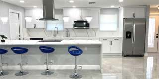 1280 W Camino Real 1280 W Camino Real Photo Gallery 1