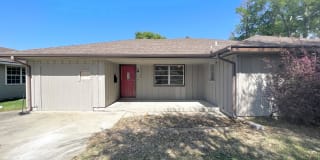 5048 Kent Avenue 5048 Kent Avenue Photo Gallery 1