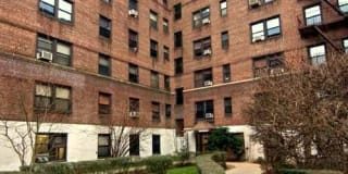 300 Gramatan Ave 5T 300 Gramatan Ave 5T Photo Gallery 1
