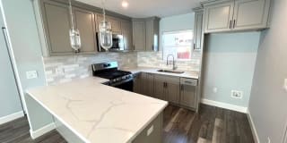 Brand New Remodeled 2 bedroom 1 bath Back Unit Brand New Remodeled 2 bedroom 1 bath Back Unit Photo Gallery 1