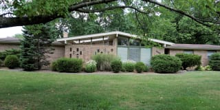 6608 Sunset Lane 6608 Sunset Lane Photo Gallery 1