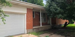 2313 NW Lincoln Ave 2313 NW Lincoln Ave Photo Gallery 1
