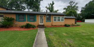 4756 PALMER AVE 4756 PALMER AVE Photo Gallery 1