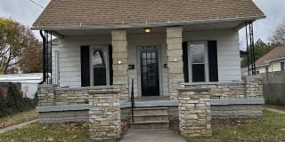 1042 Hovey St SW # 1 1042 Hovey St SW # 1 Photo Gallery 1
