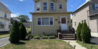 554 2ND AVE 554 2ND AVE Photo Gallery 1