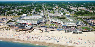 Pier Village Pier Village Photo Gallery 1