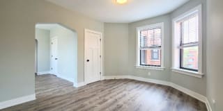4413 N Wolcott Ave 4413 N Wolcott Ave Photo Gallery 1