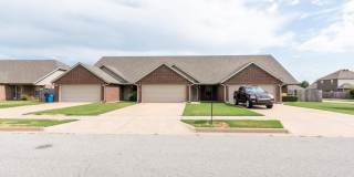 4200 SW Chapelstone AVE Unit #3 4200 SW Chapelstone AVE Unit #3 Photo Gallery 1