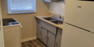 1597 Old Lane Ave Apt 4 1597 Old Lane Ave Apt 4 Photo Gallery 1