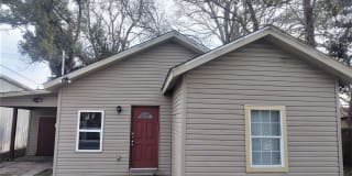 414 1/2 SW Evangeline Thrwy 414 1/2 SW Evangeline Thrwy Photo Gallery 1