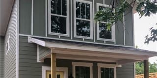 304 S College AVE 304 S College AVE Photo Gallery 1