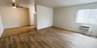 1490 Oakdale Ave 1490 Oakdale Ave Photo Gallery 1