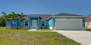 2352 SW Plum Court 2352 SW Plum Court Photo Gallery 1