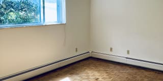 5910 Belmont ave -3 5910 Belmont ave -3 Photo Gallery 1