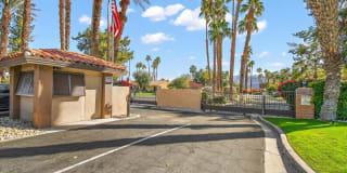 94 Tennis Club Drive 94 Tennis Club Drive Photo Gallery 1