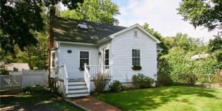 35 Richmondville Avenue 35 Richmondville Avenue Photo Gallery 1