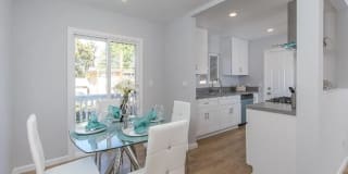 826 East 7th Avenue 826 East 7th Avenue Photo Gallery 1