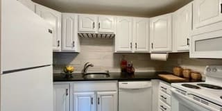 80 Fountain Ln, 14 80 Fountain Ln, 14 Photo Gallery 1