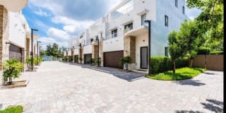 3318 Day Ave 3318 Day Ave Photo Gallery 1