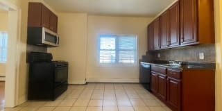 139 W 54th St 3E 139 W 54th St 3E Photo Gallery 1