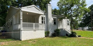 900 Meadowbrook Dr 900 Meadowbrook Dr Photo Gallery 1
