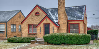 3519 Walnut Street 3519 Walnut Street Photo Gallery 1